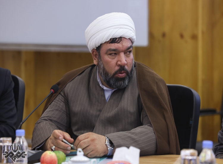 نشست رئیس رسانه ملی با اعضای مجمع نمایندگان استان مرکزی