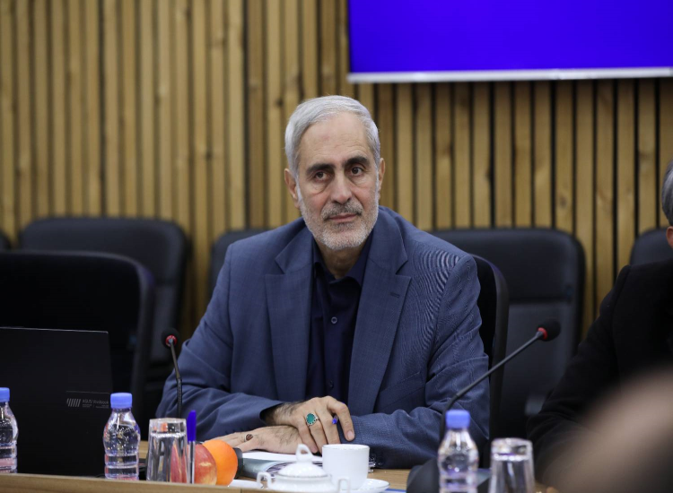 نشست رئیس رسانه ملی و سخنگوی هیأت‌رئیسه و کمیسیون‌های مجلس