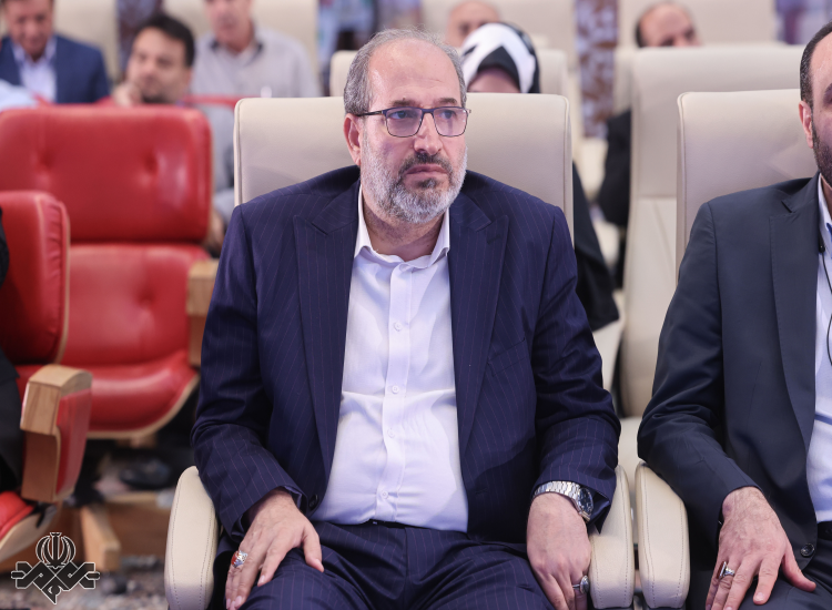  بازدید فراکسیون کشاورزی از نمایشگاه تحول