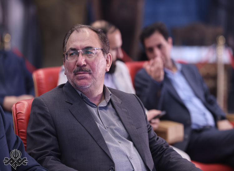  بازدید فراکسیون کشاورزی از نمایشگاه تحول