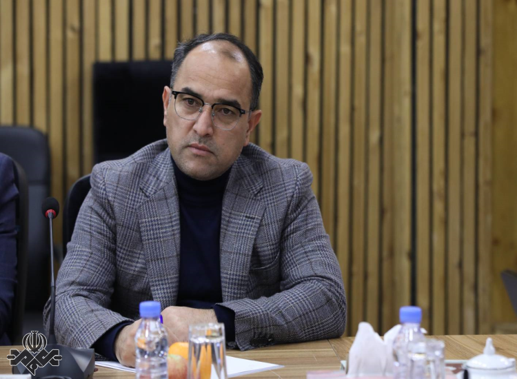 نشست رئیس رسانه ملی با اعضای مجمع نمایندگان استان گلستان 