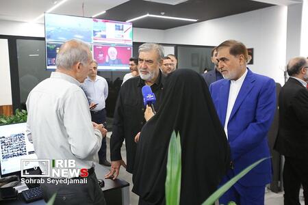 بازدید نمایندگان مجلس از خبرگزاری صداوسیما به مناسبت روز خبرنگار