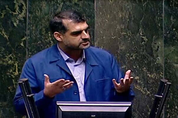 منان رئیسی: پنجره جمعیتی در سال ۱۴۰۷ بسته می شود