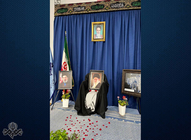 گزارش برنامه پلاک یک از نمایشگاه «آقای کشوردوست»-معاونت حقوقی و امورمجلس صداوسیما
