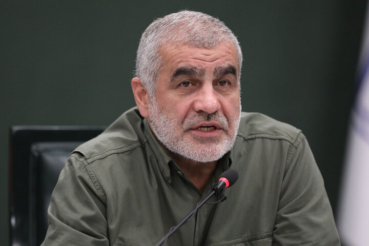 رئیس‌جمهور متوهم آمریکا بداند ملت ایران تهدیدهای توخالی را نمی‌پذیرد-معاونت حقوقی و امورمجلس صداوسیما