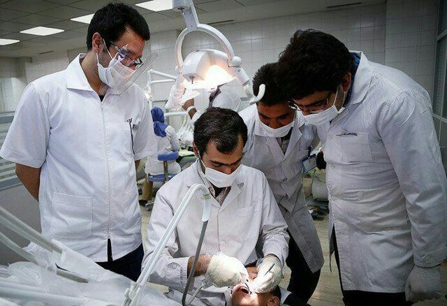 مجلس با افزایش پوشش بیمه‌ای دستیاران علوم پزشکی موافقت کرد-معاونت حقوقی و امورمجلس صداوسیما